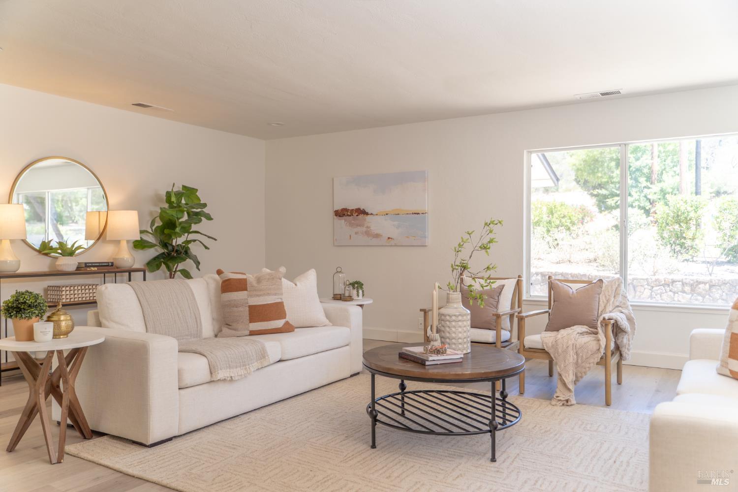 750 Deer Park Road St. Helena, CA 94574 - Photo 2 of 32 Entry living room