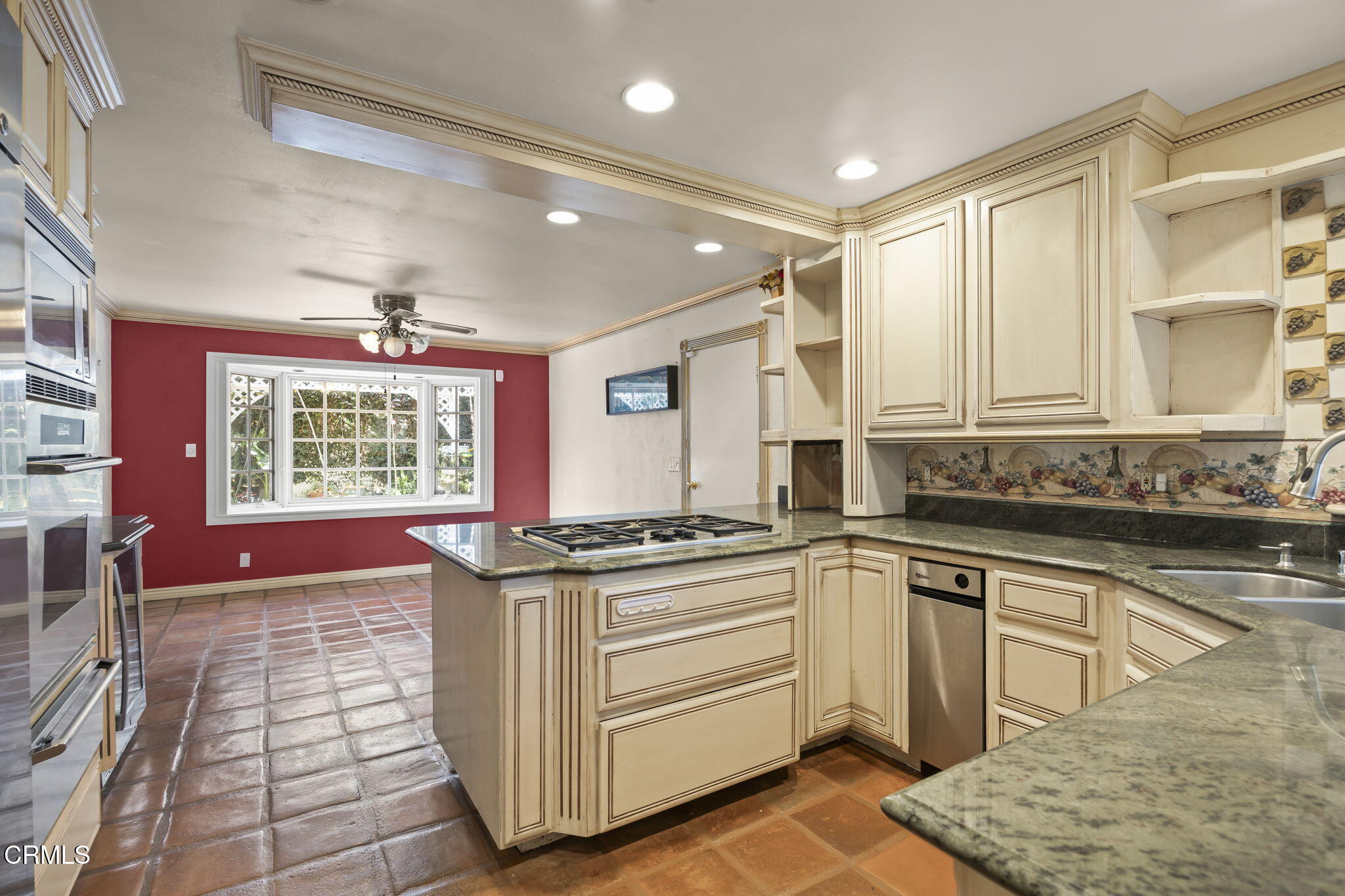 512 Foothill Road Santa Paula, CA 93060 - Photo 17 of 40 17-web-or-mls-Upmarketmedia_512Foo-60