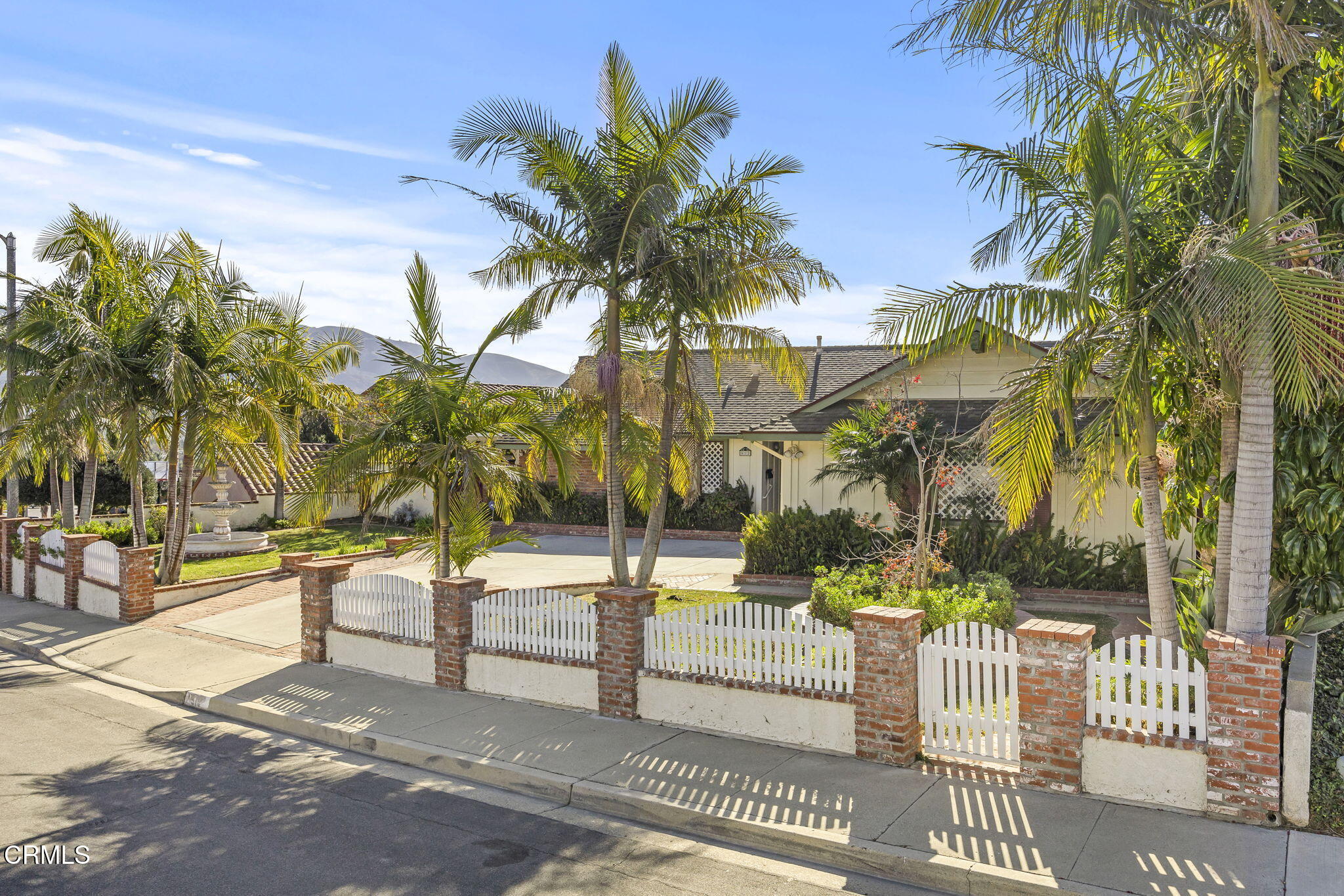 512 Foothill Road Santa Paula, CA 93060 - Photo 2 of 40 2-web-or-mls-Upmarketmedia_512Foo-5a