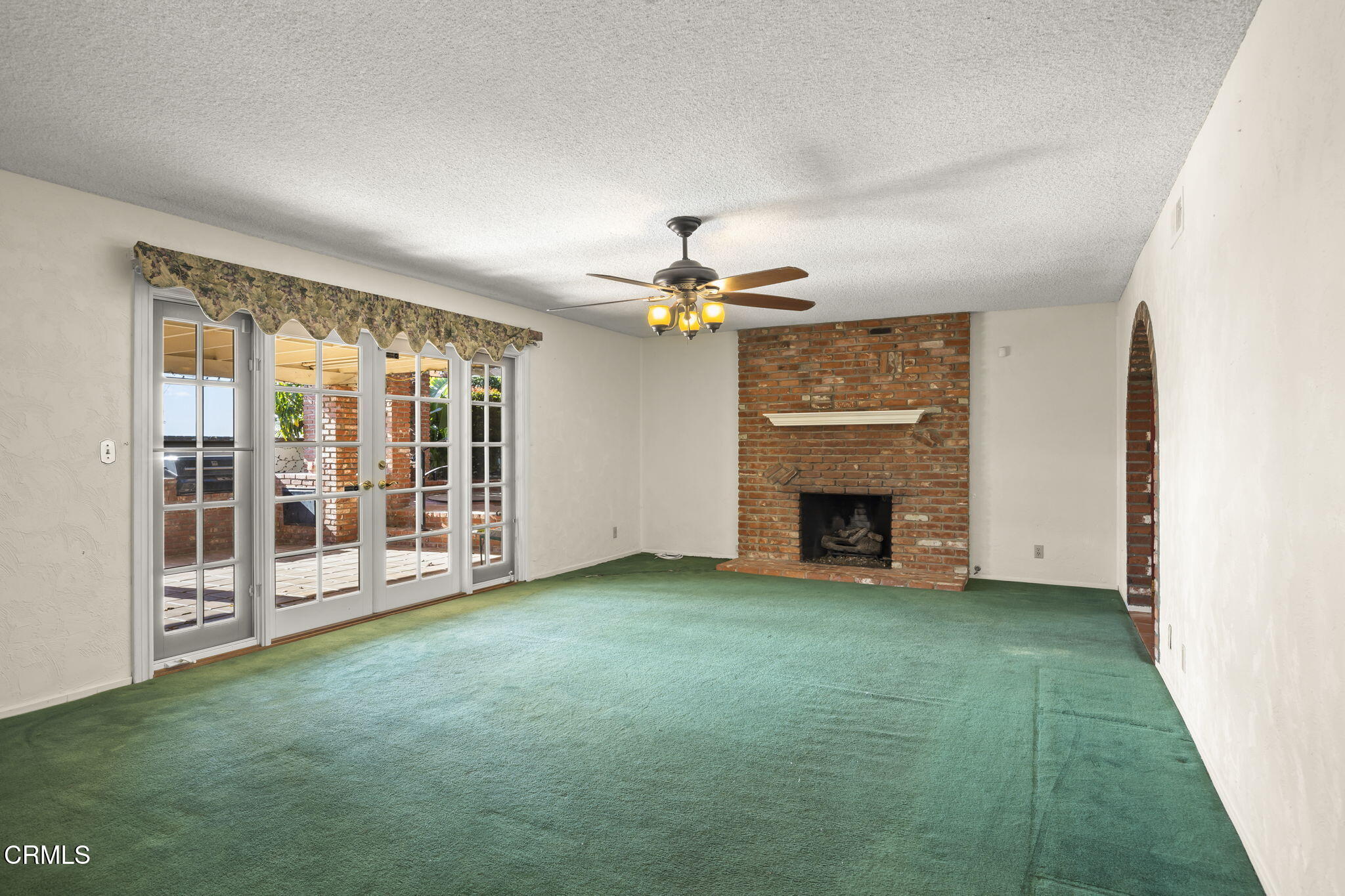 512 Foothill Road Santa Paula, CA 93060 - Photo 6 of 40 6-web-or-mls-Upmarketmedia_512Foo-21