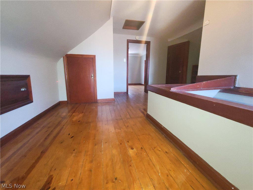 3726 Highland Road Cleveland, OH 44111 - Photo 12 of 21 Gallery Image 12