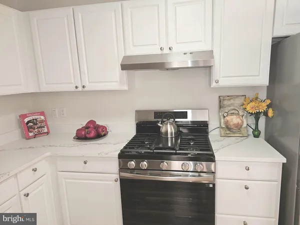 $238,000 | 18 Monroe Street, Unit 201, Rockville, MD 20850