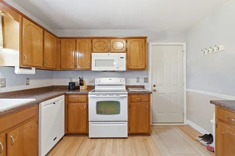 $459,900 | 1606 Windy Meadow Drive, Christiana, TN 37037