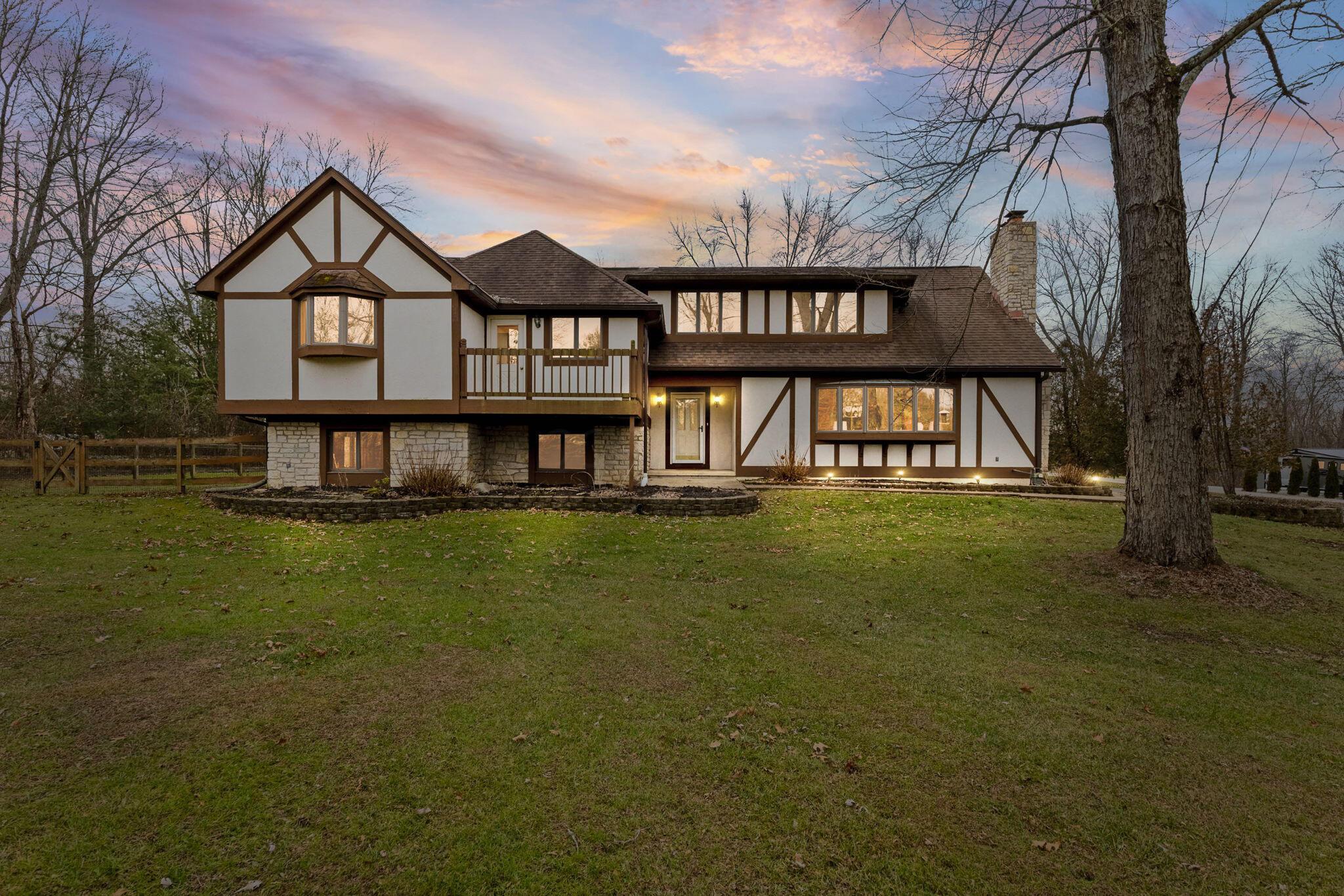 4134 Harlem Road Galena, OH 43021 - Photo 58 of 58 Exterior Front Twilight