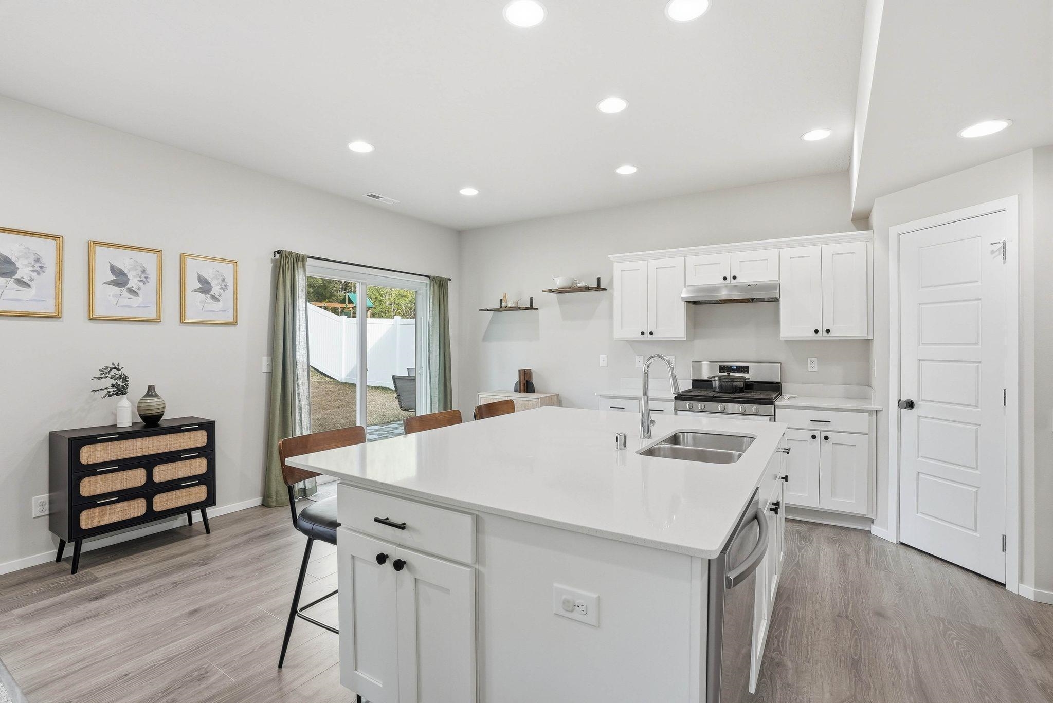 1115 East Paske Road Colbert, WA 99005 - Photo 9 of 34