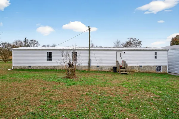 $219,900 | 188 Papermill Road, Quebeck, TN 38579