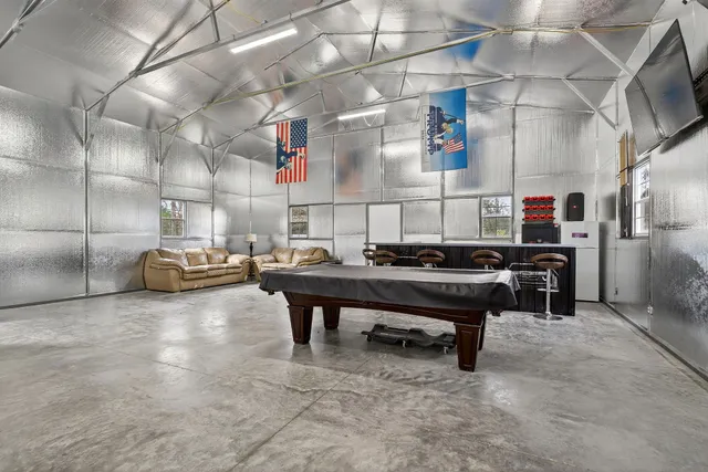 $219,900 | 188 Papermill Road, Quebeck, TN 38579