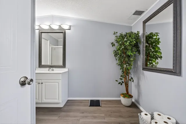 a view of entryway with wooden floor