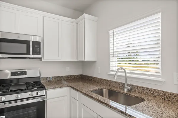 $241,900 | 73 Telluride Drive, Simpsonville, SC 29680