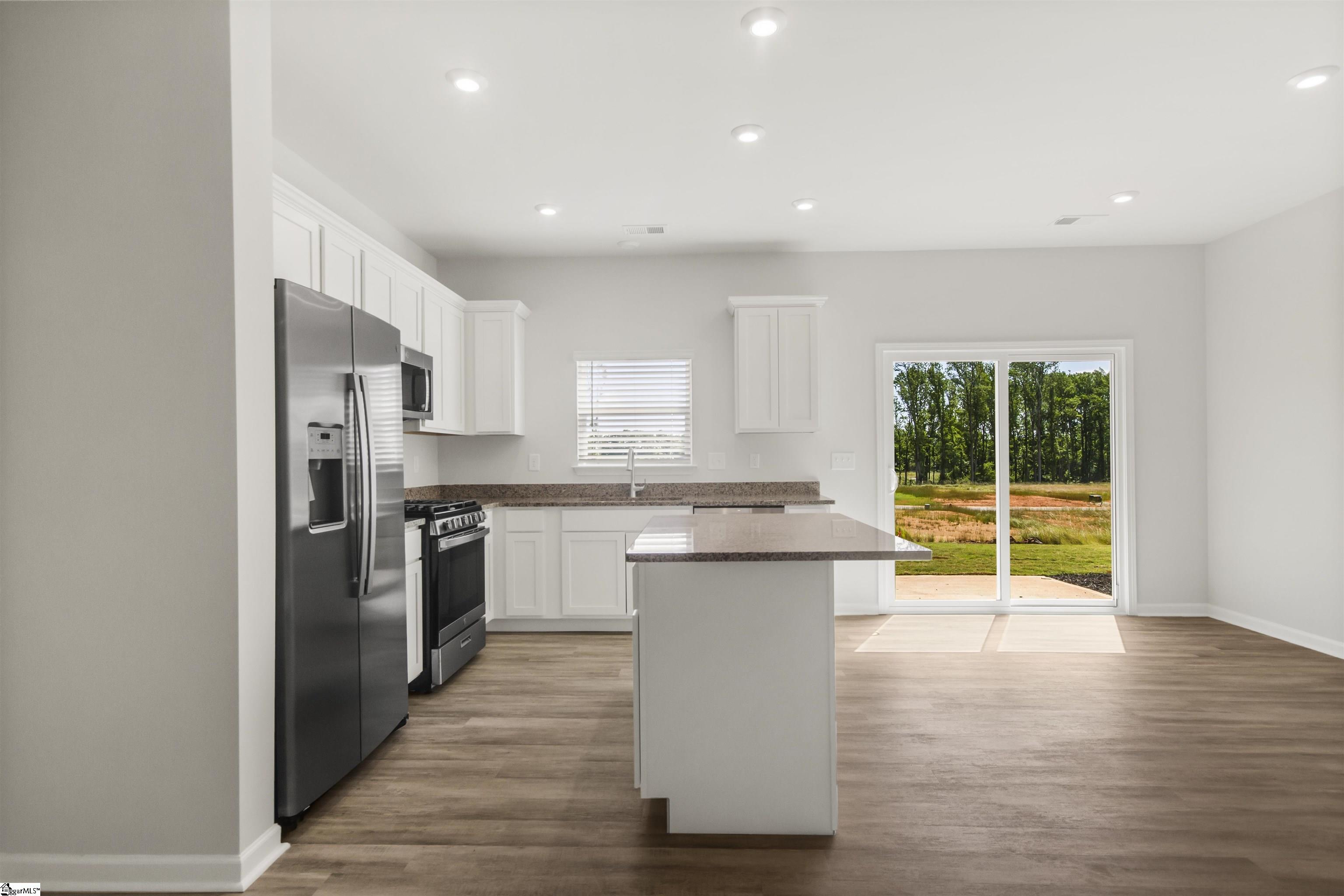 73 Telluride Drive Simpsonville, SC 29680 - Photo 8 of 25