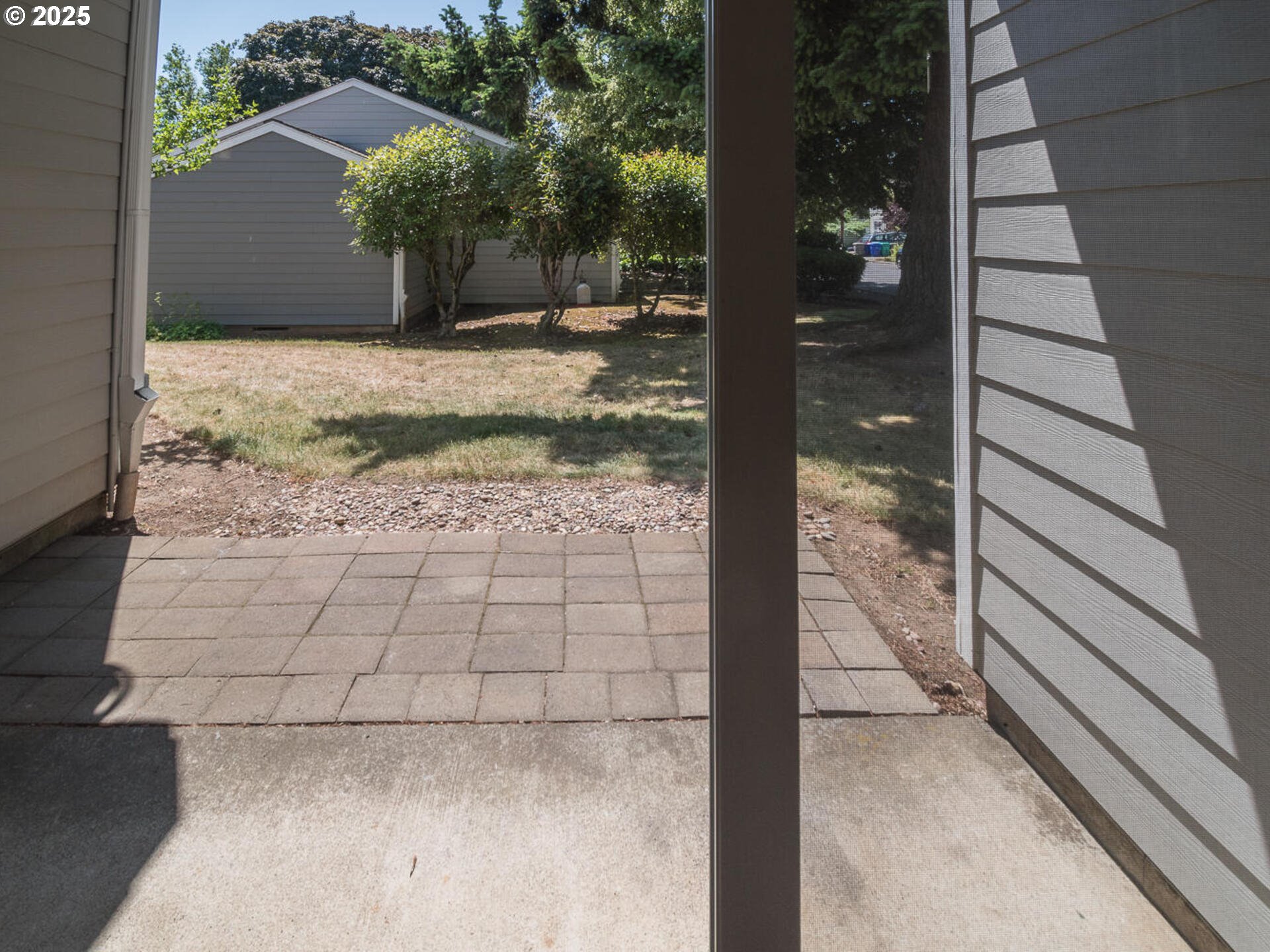 2712 Southeast 138th Avenue, Unit 53 Portland, OR 97236 - Photo 18 of 36 a view of a pathway
