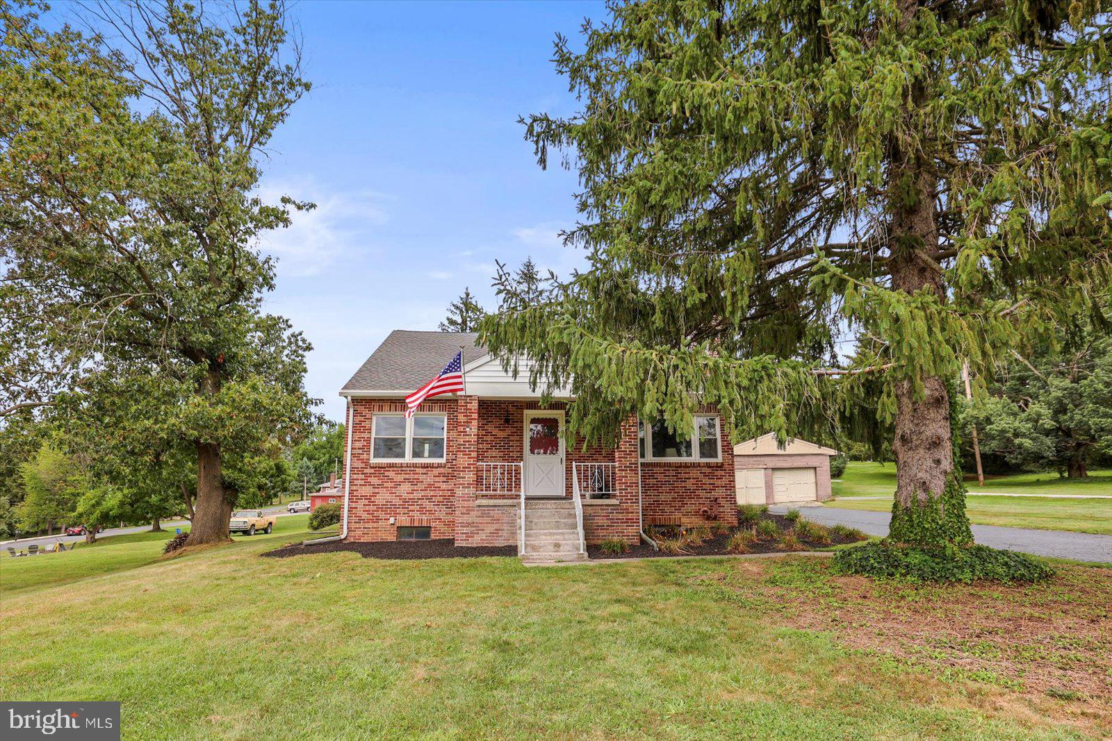 641 Paradise Road York, PA 17406 - Photo 1 of 54 Gallery Image 1