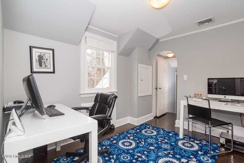 18 Spring Street Riverside, CT 06878 - Photo 21 of 35 028-Office-5275995-small