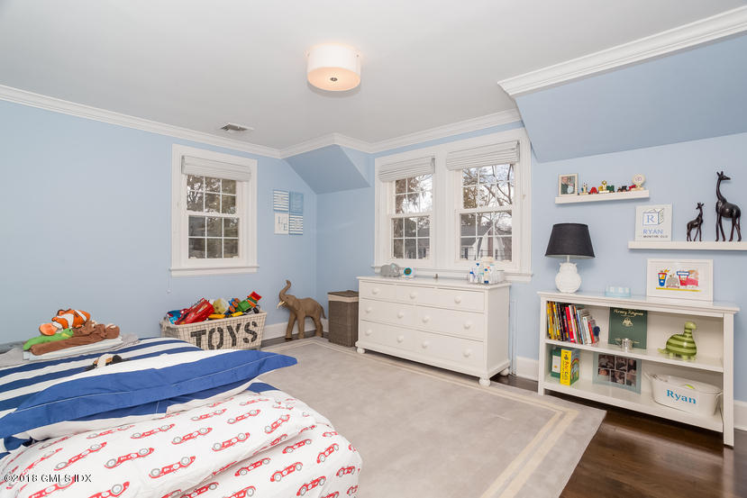 18 Spring Street Riverside, CT 06878 - Photo 28 of 35 040-Bedroom-5275994-small