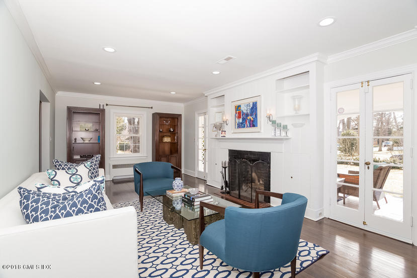 18 Spring Street Riverside, CT 06878 - Photo 7 of 35 006-Living_Room-5275966-small