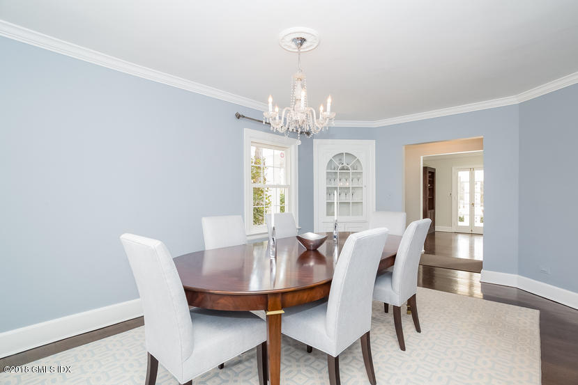 18 Spring Street Riverside, CT 06878 - Photo 9 of 35 009-Dining_Room-5275962-small