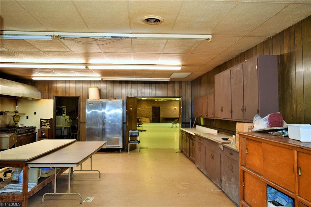 490 K Fork Road Madison, NC 27025 - Photo 28 of 30 Kitchen