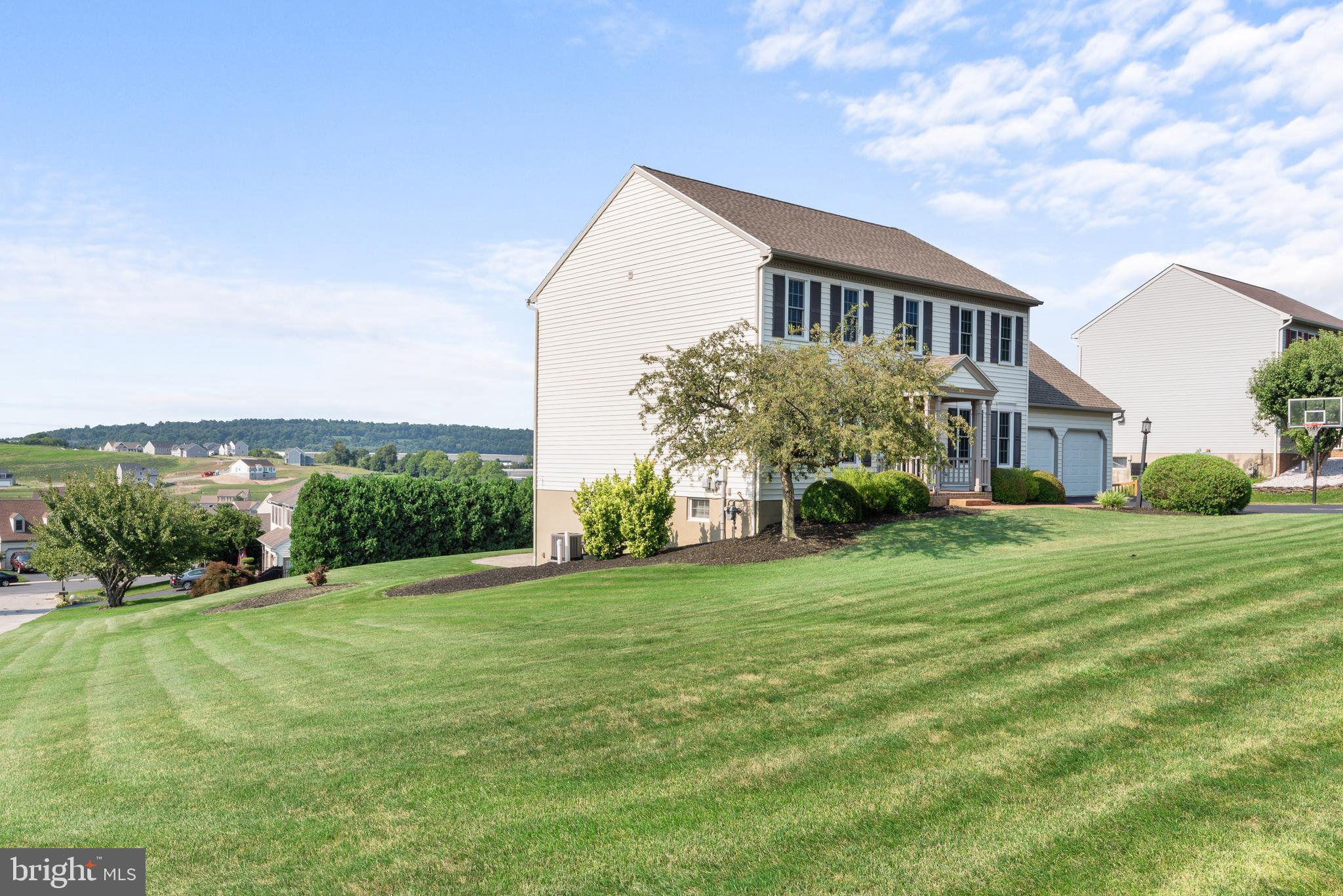 2395 Friesian Road York, PA 17406 - Photo 3 of 36 Gallery Image 3