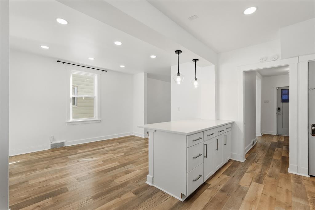2435 Perry Street Pittsburgh, PA 15219 - Photo 14 of 29 Gallery Image 14