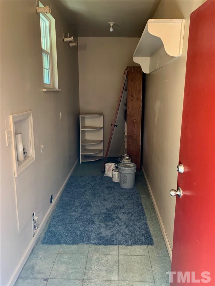 3539 Meadowlark Road Dunn, NC 28334 - Photo 24 of 25 a view of entryway and hall