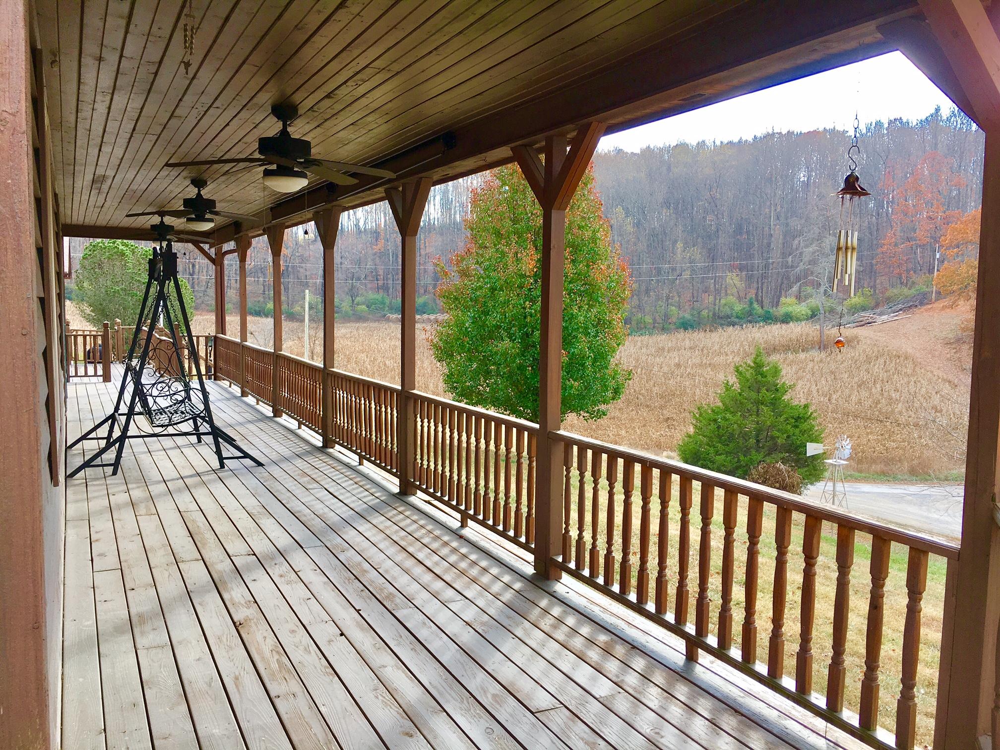 819 Cline Road Tazewell, TN 37879 - Photo 4 of 32 Welcome Home! 819 Cline Rd