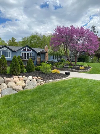 $1,095,000 | 10920 32nd Avenue North, Plymouth, MN 55441