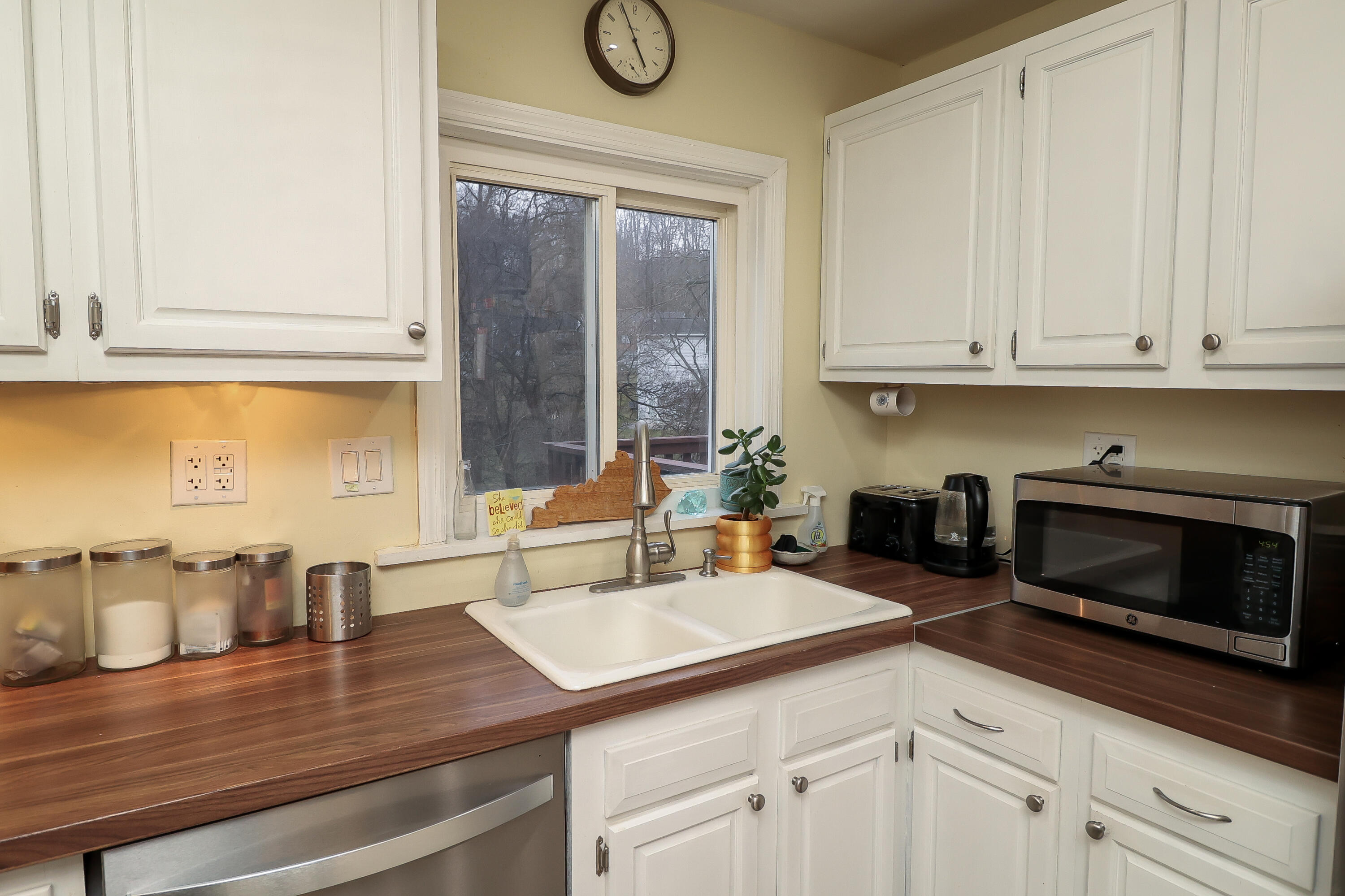 354 Riddle Place Newport, KY 41071 - Photo 7 of 30 Gallery Image 7