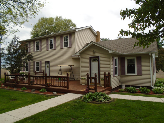 549 North 18th Road Tonica, IL 61370 - Photo 1 of 23
