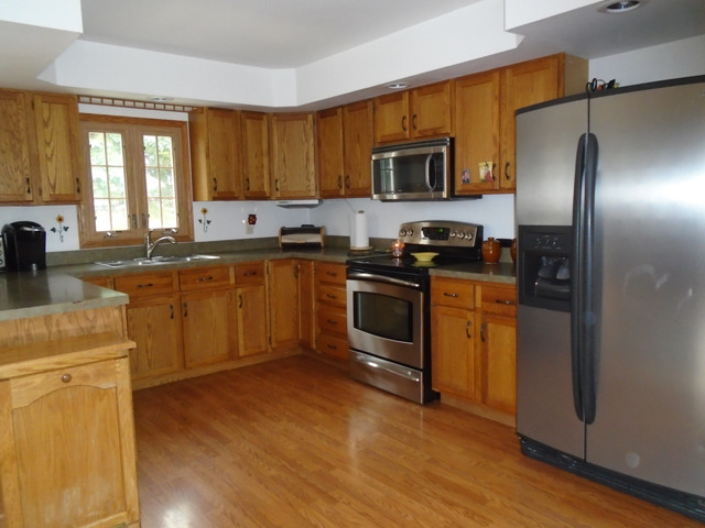 549 North 18th Road Tonica, IL 61370 - Photo 2 of 23