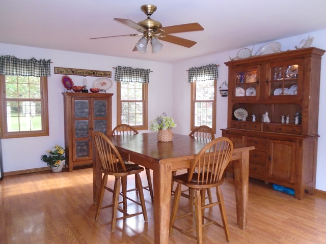 549 North 18th Road Tonica, IL 61370 - Photo 7 of 23