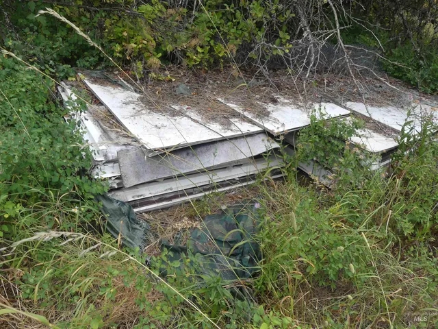 $350,000 | 506 Devils Elbow Drive, Lenore, ID 83541