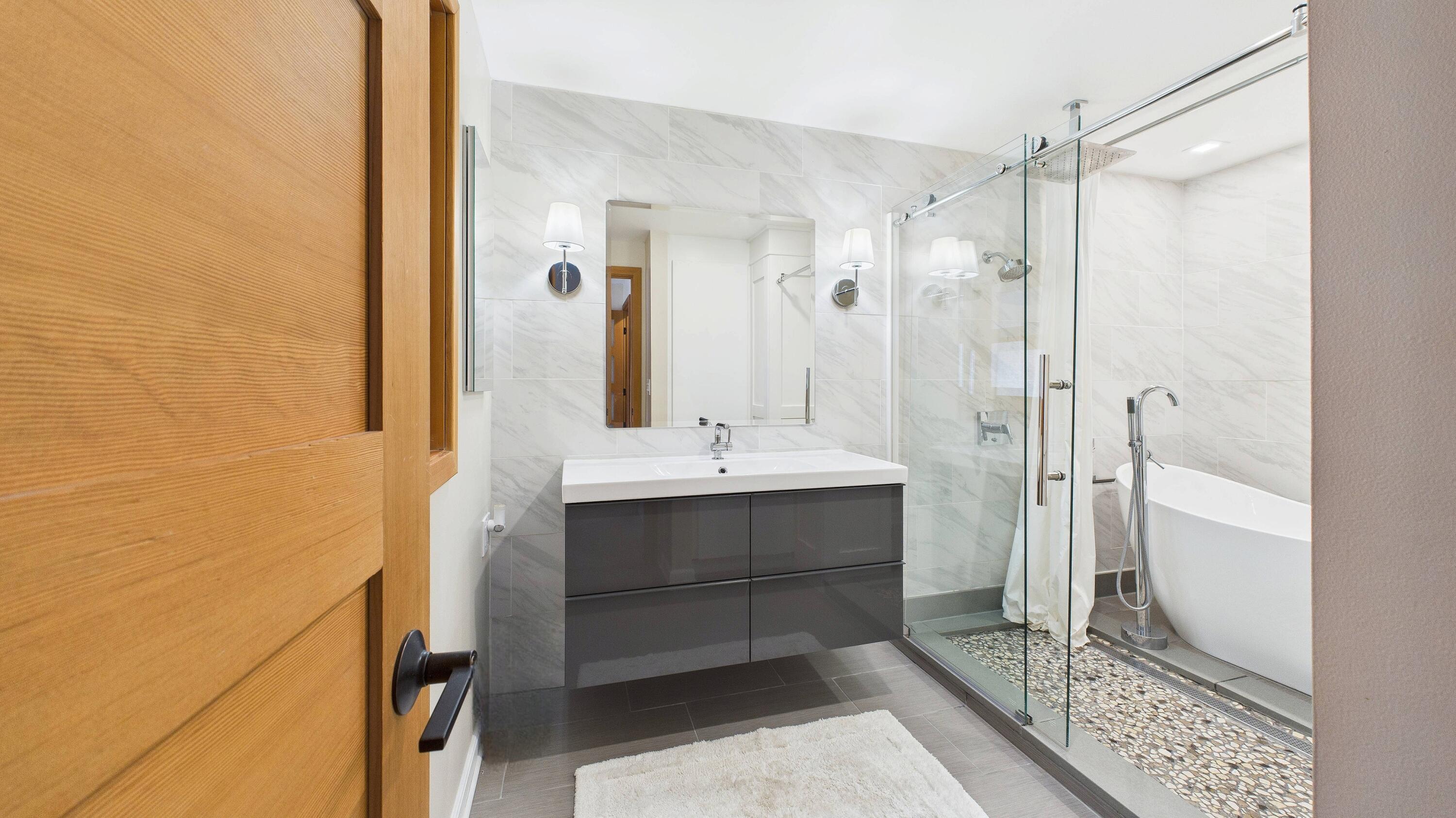 408 Ruddiman Drive, Unit 3 North Muskegon, MI 49445 - Photo 29 of 45 CAM04872G0-PR0053-STILL026