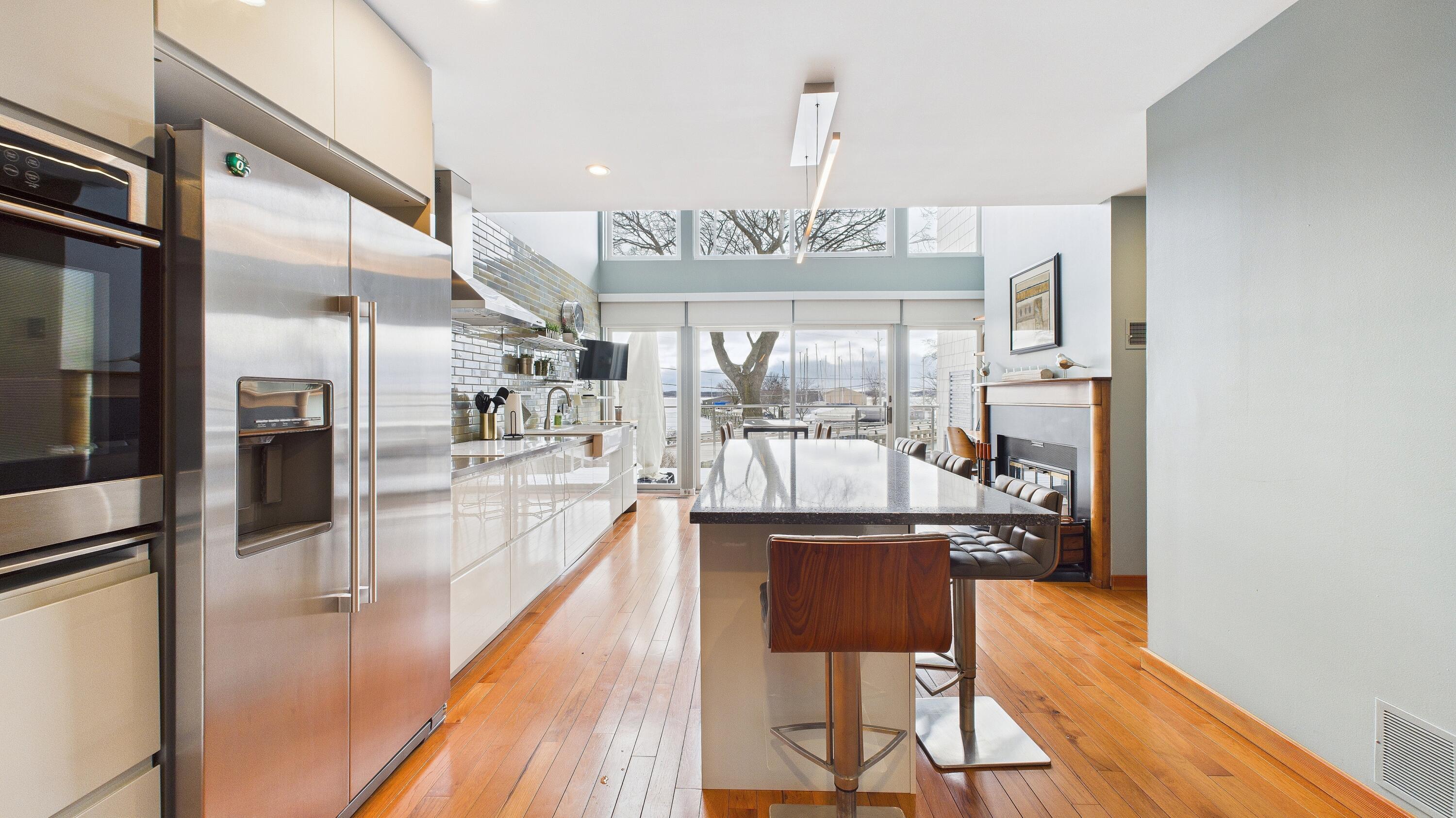 408 Ruddiman Drive, Unit 3 North Muskegon, MI 49445 - Photo 5 of 45 CAM04872G0-PR0053-STILL001