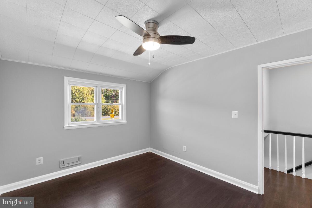 3209 Vulcan Road Dundalk, MD 21222 - Photo 33 of 58 Gallery Image 33