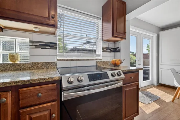 $395,000 | 3178 12th Avenue North, St. Petersburg, FL 33713