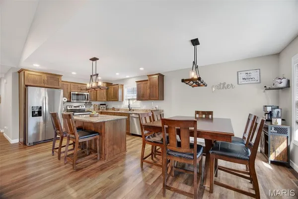 $369,900 | 120 Alice Drive, Waynesville, MO 65583