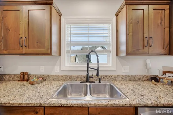 $369,900 | 120 Alice Drive, Waynesville, MO 65583