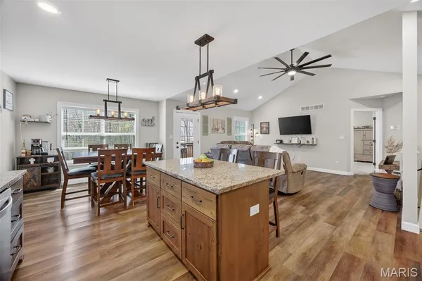 $369,900 | 120 Alice Drive, Waynesville, MO 65583