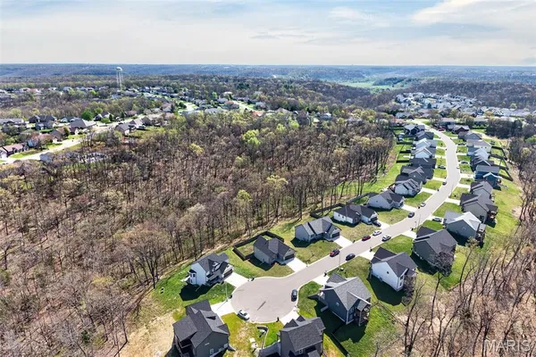 $369,900 | 120 Alice Drive, Waynesville, MO 65583