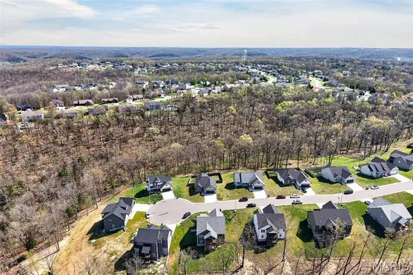 $369,900 | 120 Alice Drive, Waynesville, MO 65583