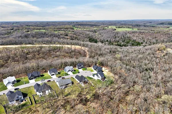 $369,900 | 120 Alice Drive, Waynesville, MO 65583