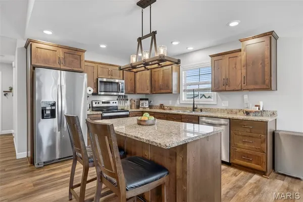 $369,900 | 120 Alice Drive, Waynesville, MO 65583