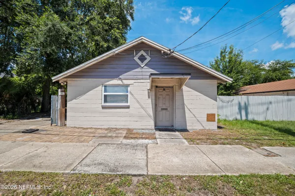 $179,900 | 3754 St Augustine Road, Jacksonville, FL 32207