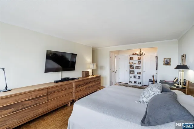 $759,000 | 200 Winston Drive, Unit C2808, Cliffside Park, NJ 07010