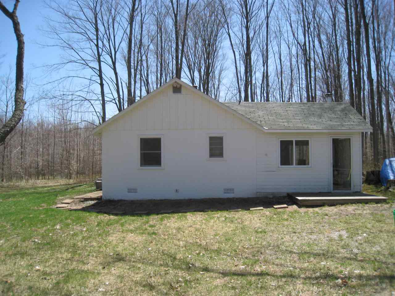 12852 Oakley Road Honor, MI 49640 - Photo 1 of 31 1783949.JPG