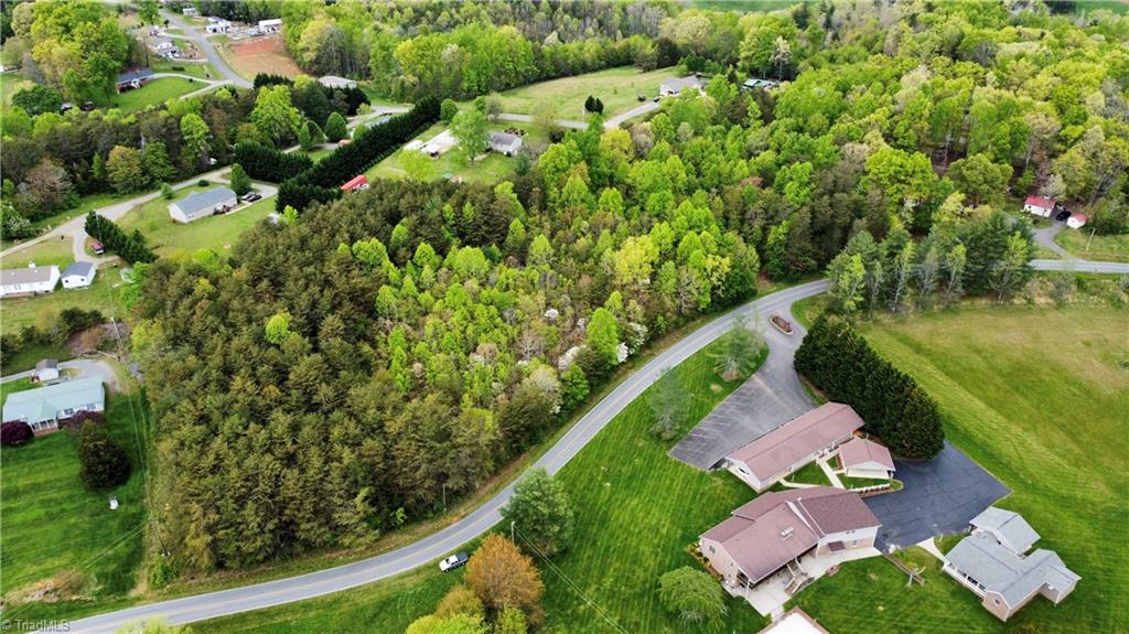 4 George Chandler Road Mount Airy, NC 27030 - Photo 3 of 13 Gallery Image 3