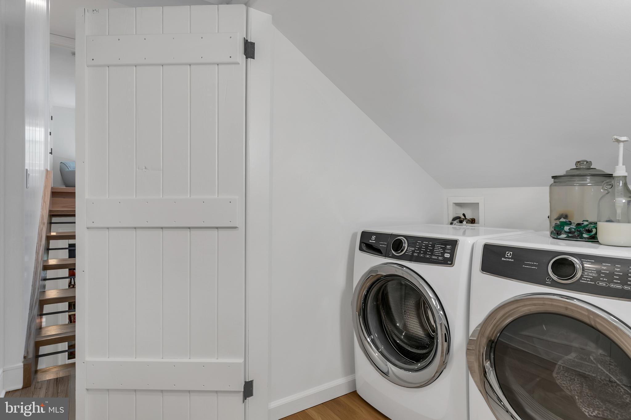 314 Ridgeview Road Princeton, NJ 08540 - Photo 40 of 58 Laundry room with barn doors