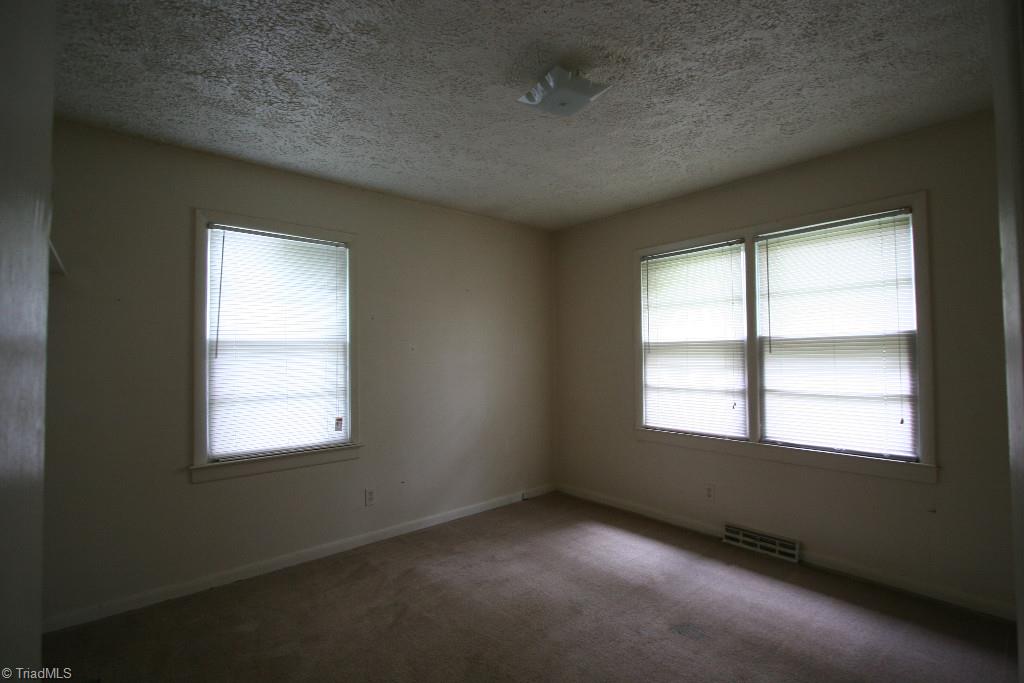 3734 Rolling Road High Point, NC 27265 - Photo 11 of 13