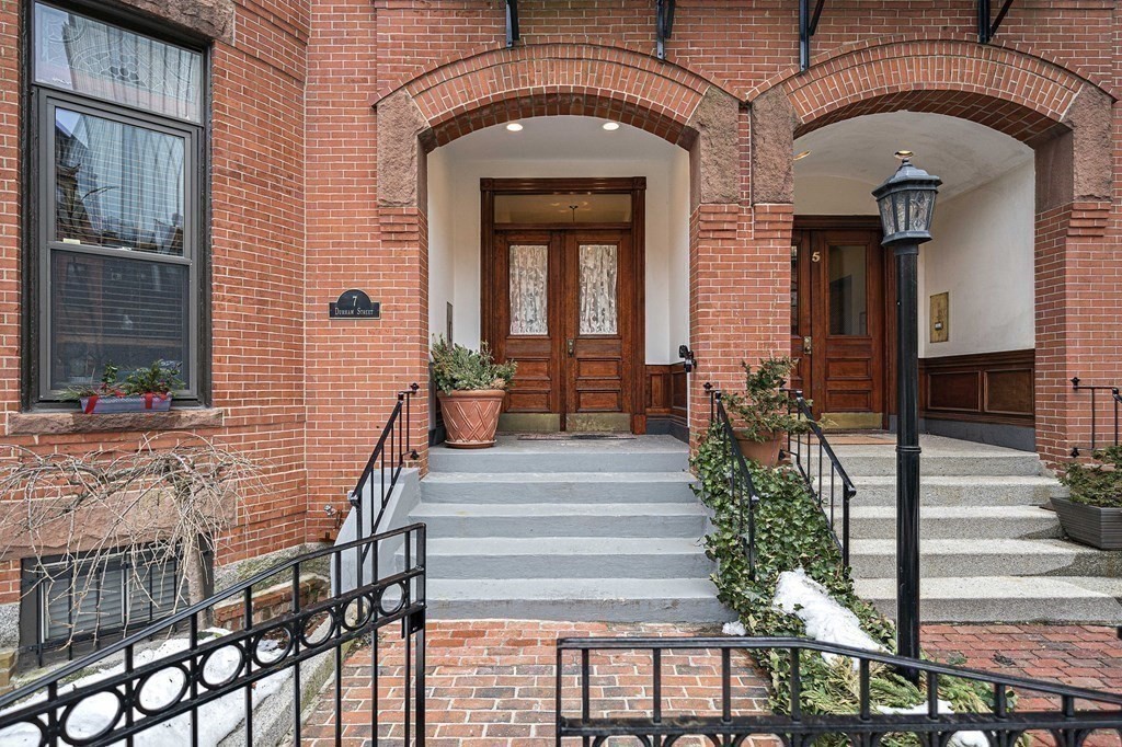 7 Durham Street, Unit 3 Boston, MA 02115 - Photo 20 of 27