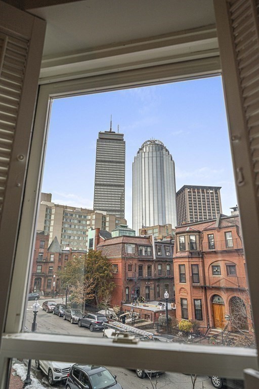 7 Durham Street, Unit 3 Boston, MA 02115 - Photo 4 of 27